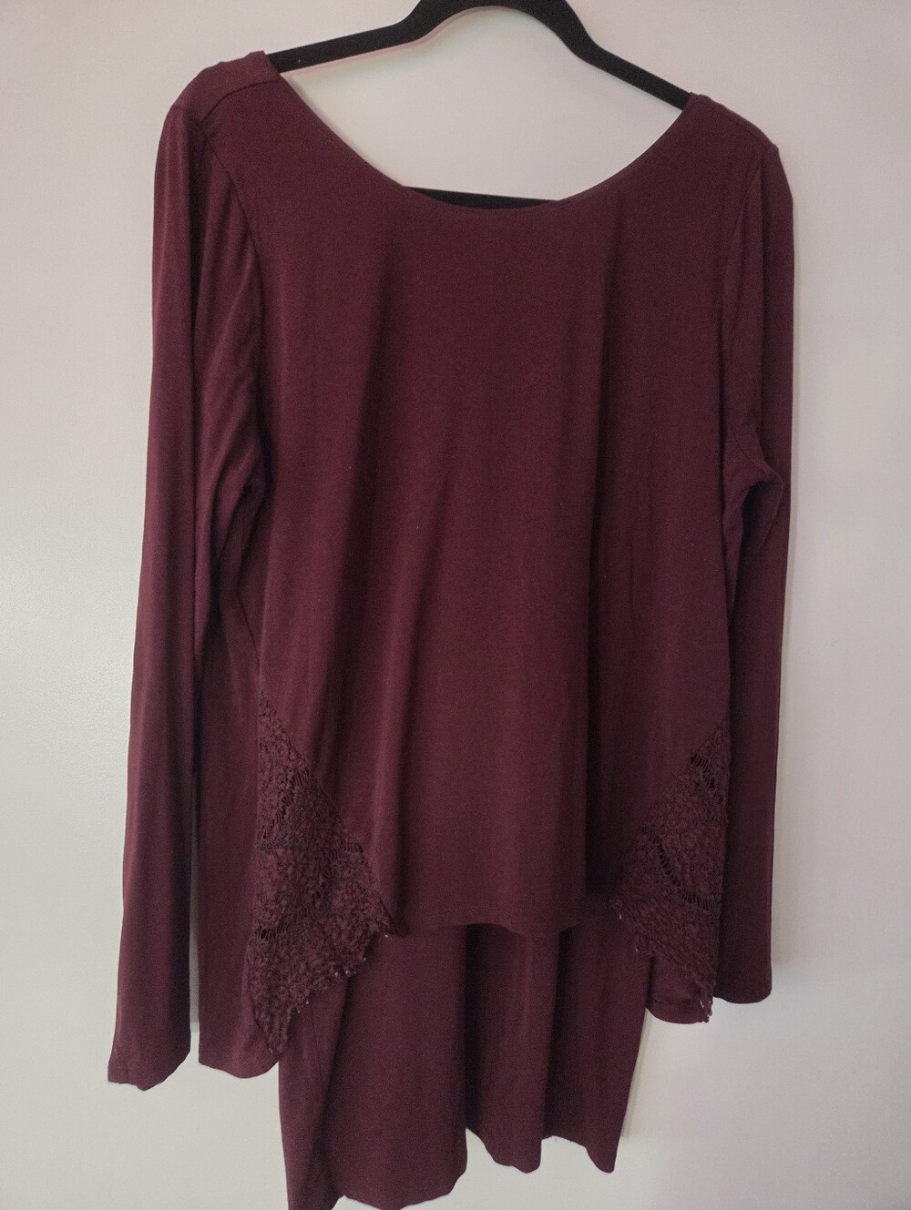 White House Black Market Women’s Long Sleeve Lace-Trim Top - Burgundy